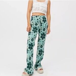 Urban Outfitters Flower Power Casual Flare Pant‎ - Small